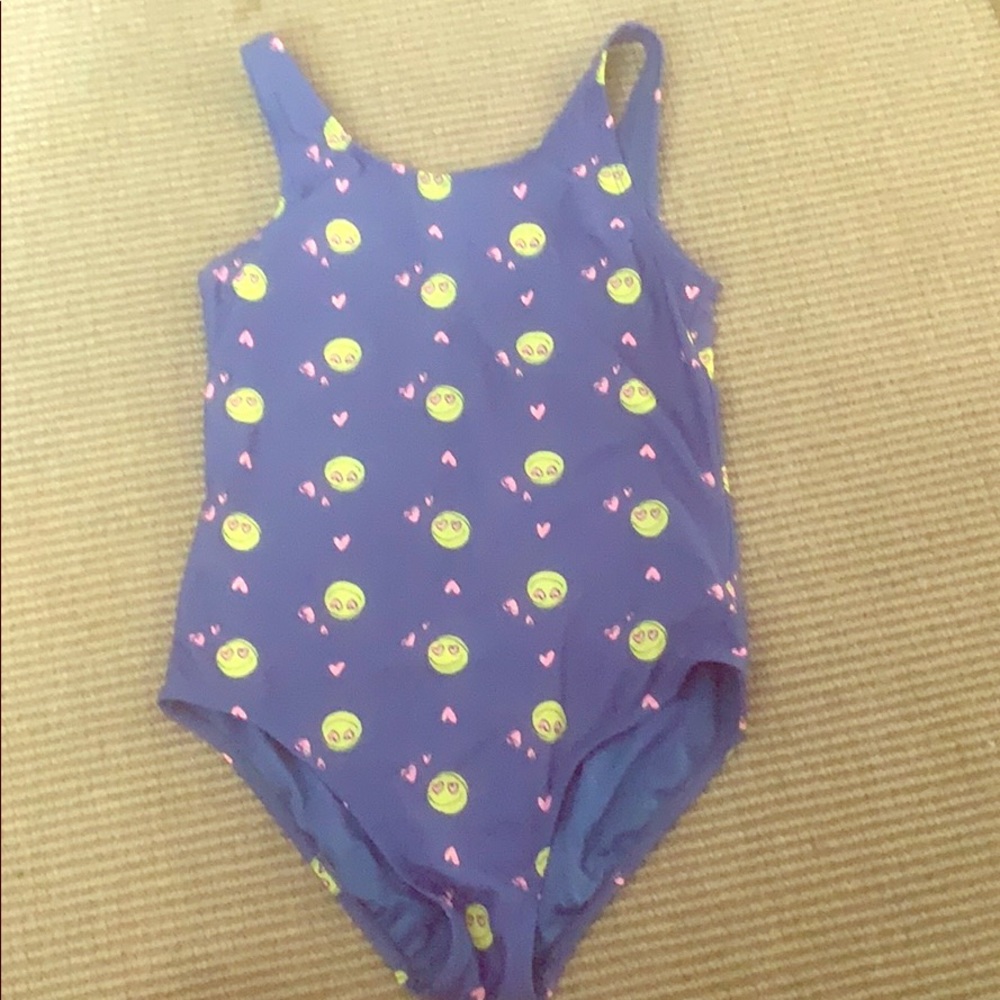 GAP Kids Heart eye emojis swimsuit *girls* 😍